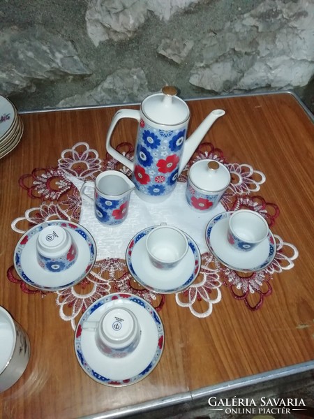 Porcelain colditz coffee set