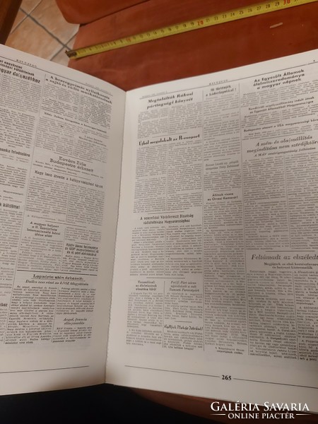 1956 a sajtó tükrében, nagy alakú könyv, ajándékozható!