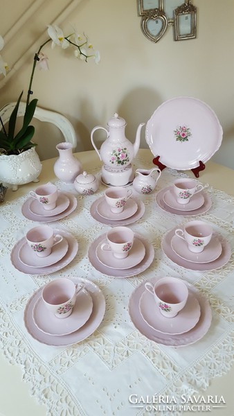 8 Personal Hutschenreuther porcelain, pink breakfast set