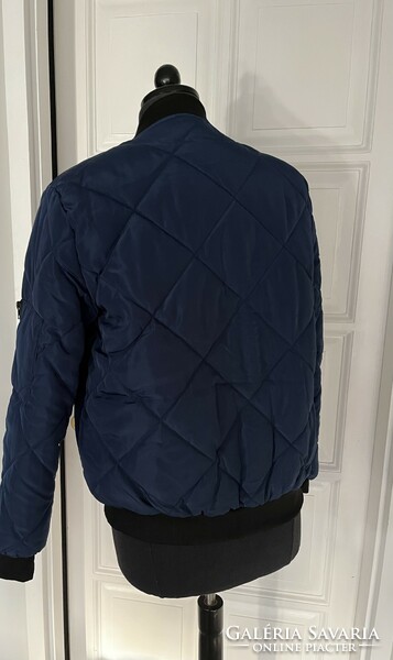 Lightweight quilted men's jacket