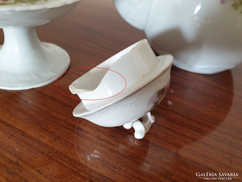 Régi Victoria Austria porcelán kiöntő kanna árvácskamintás kis talpas tál 2 db