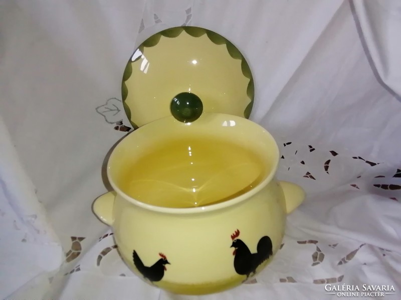 Kakakás ceramic vegetable and soup bowl with lid
