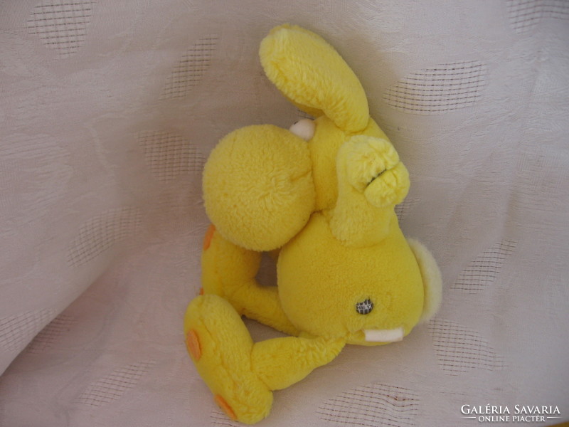 Yellow bunny heye guillermo mordillo collector plush