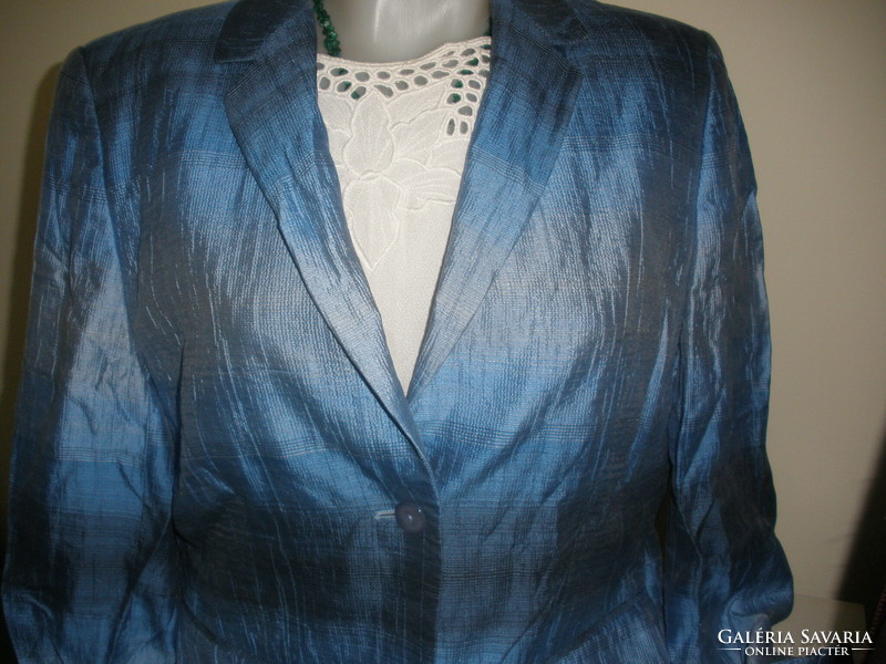 Silk blazer with blue shades