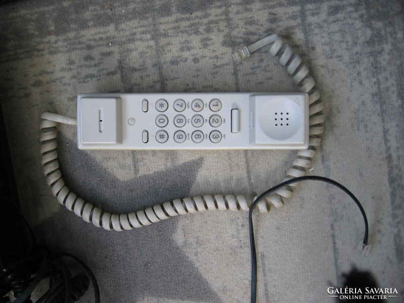 Retro telephone handset