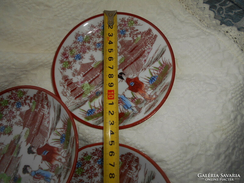 5 thin porcelain hand-painted small plates - the price applies to 5 pieces