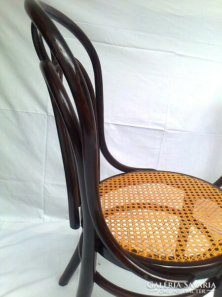 MUZEÁLIS - Thonet Nr.3 asztal és 4 db J&J Kohn szék gyönyörű szettje