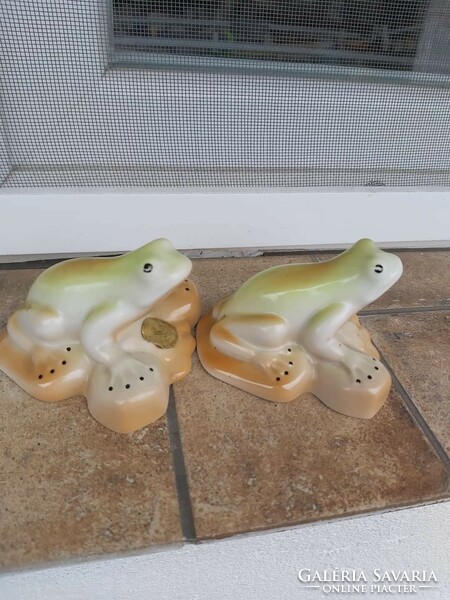Frog frogs animal nipp figurine porcelain display case display case legacy antique nostalgia