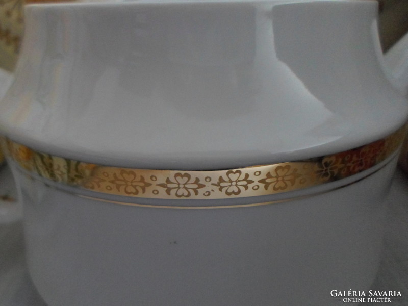 Alföldi Porcelán, aranyszegélyes teáskanna, cukortartó (1970-es évek)