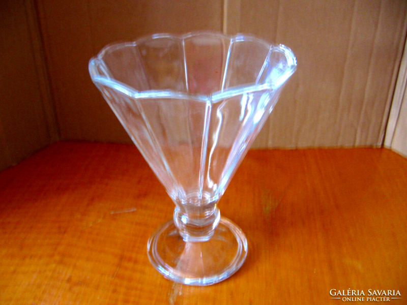 Glass goblet, cack vase, offering