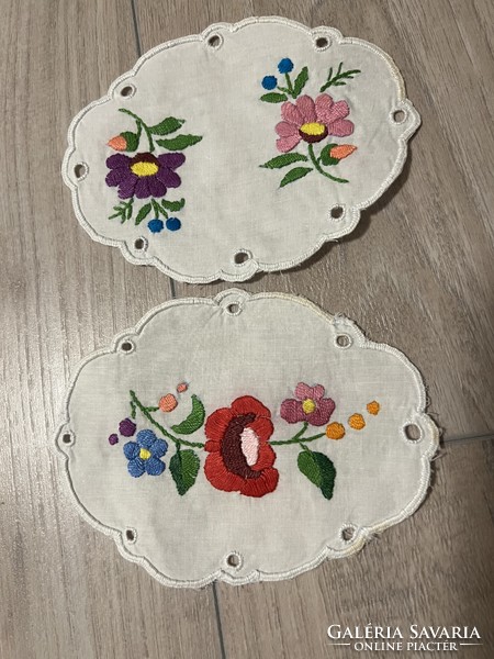 Kalocsai embroidered small tablecloths 15x11cm 2 pcs