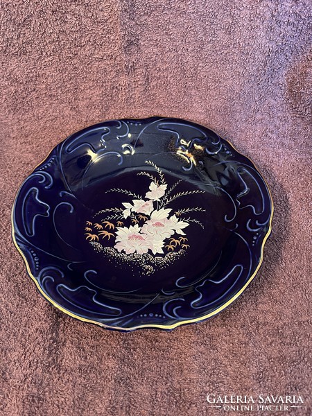 Dark blue painted porcelain set