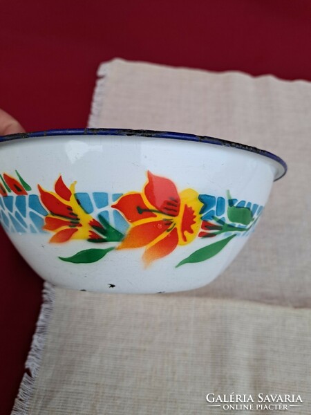 Beautiful floral tin plate peasant bowl stew enameled enameled heirloom antique nostalgia