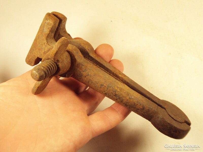 Old sikatyu hand vice parallel clamp 16 cm long