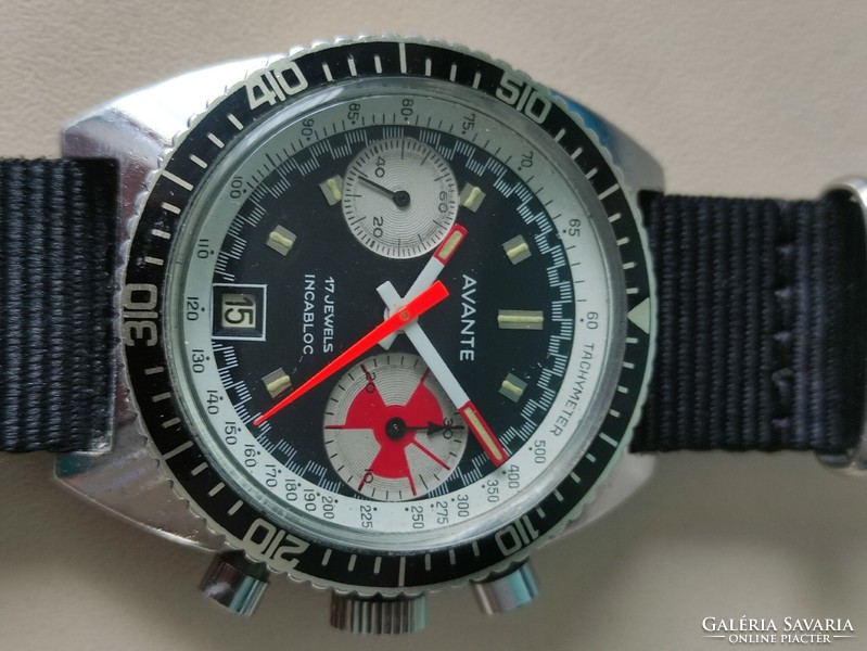 Avante vintage cronograph Valjoux 7734 karóra