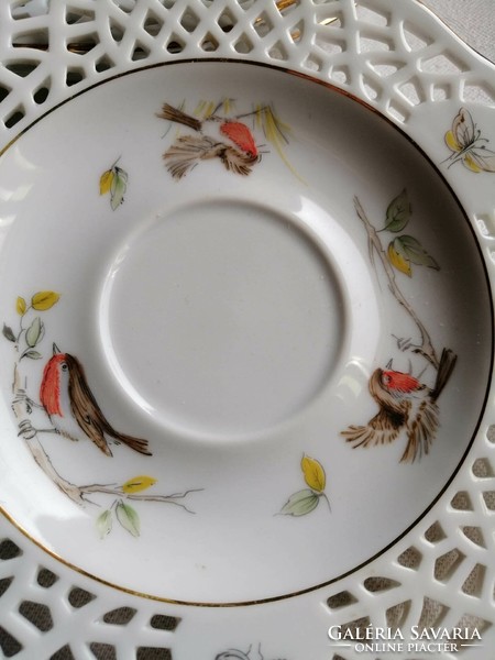 Áttört szélű madaras tányérok