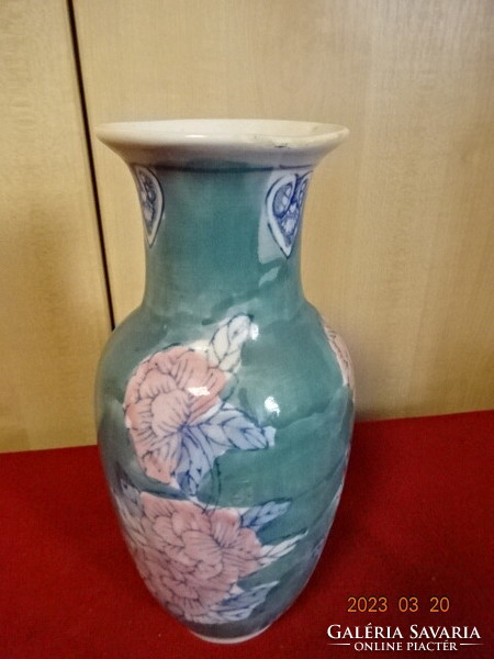 Kínai porcelán váza, magassága 25,5 cm. Jókai.