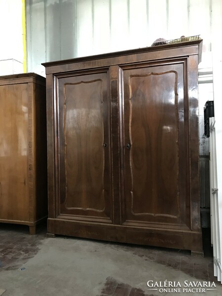 Biedermeier intarziás szekrény