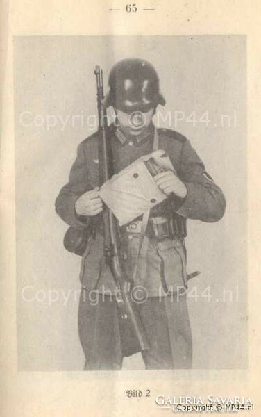 WW2 German gas mask case