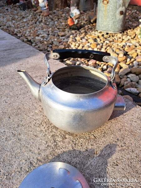 Retro teáskanna áramos dísznek teafőző kanna kanta hagyaték régiség nosztalgia
