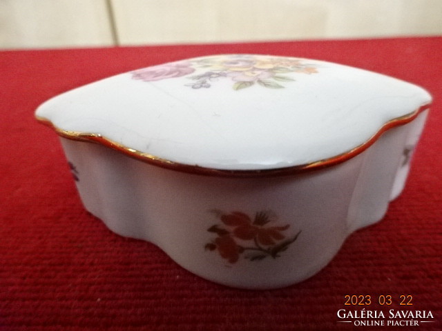 German porcelain bonbonier, rose pattern, length 7.5 cm. Jokai.