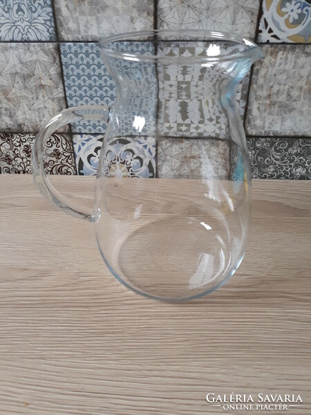 Üveg vizeskancsó (1 liter)