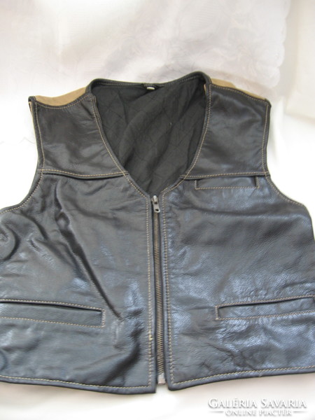 Leather canvas sports vest for riders and motorcyclists