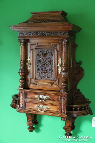 Special tin German wall cabinet