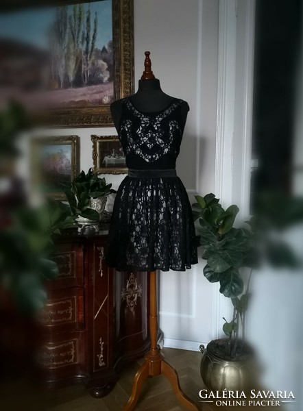 Lipsy london size 38 little black dress, casual party lace, elegant loose skirt