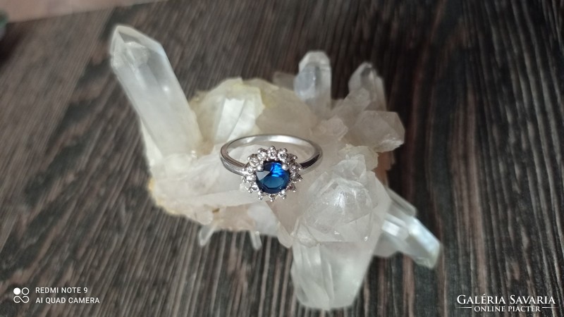 Silver ring with blue stone 17.5 mm dia.