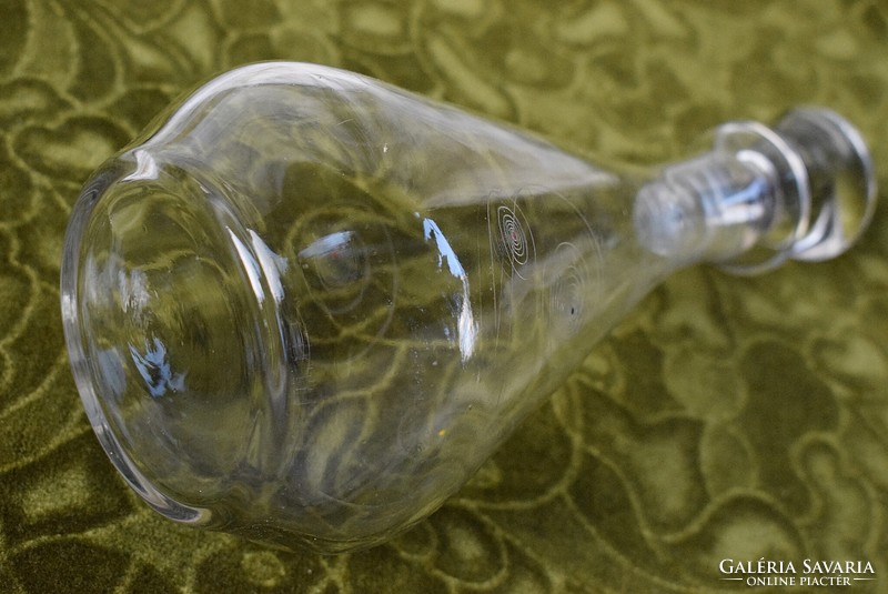 Art-deco pattern polished drinking glass bottle 11 x 25 cm