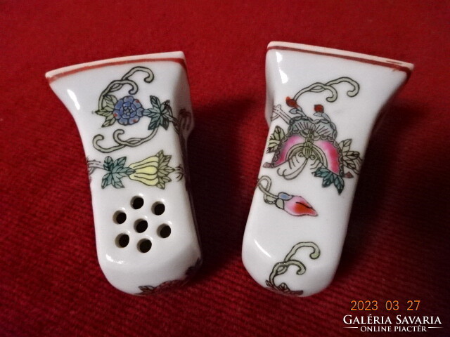 German porcelain salt shaker, two pieces, height 6 cm. Jokai.