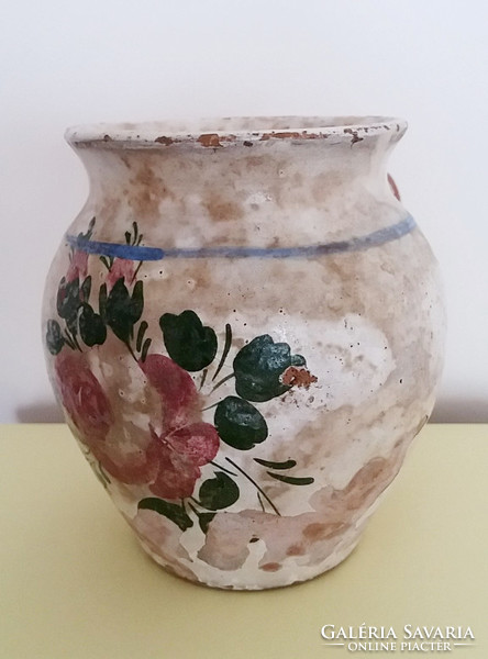 Old folk tile jar painted with floral jar vintage decoration