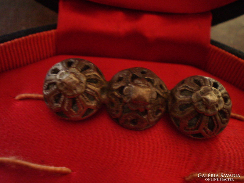 Antique silver brooch buttons