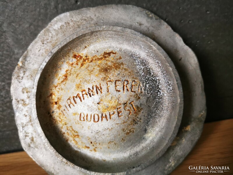 Ashtray from the Ferenc Hirmann factory