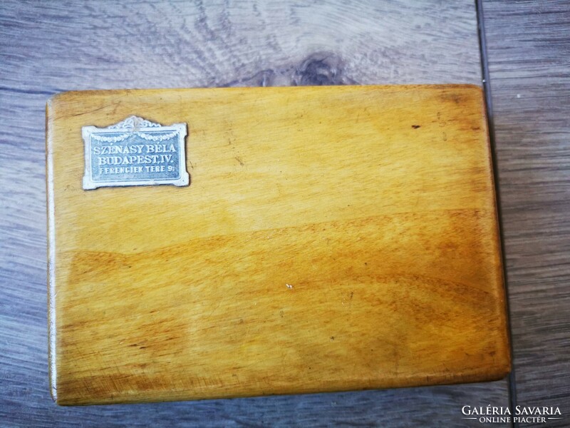 Béla Sénásy business card holder wooden box