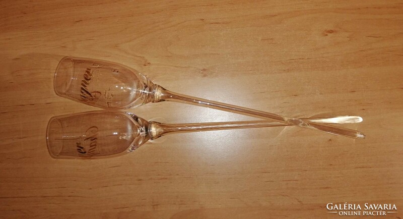 Talp nélküli üveg pezsgős pohár párban 38 cm hosszú