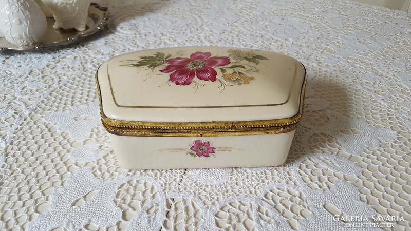 Antique porcelain jewelry box from the 1800s