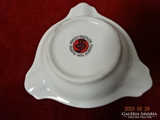 Austrian porcelain ashtray, diameter 8.5 cm. Jokai.