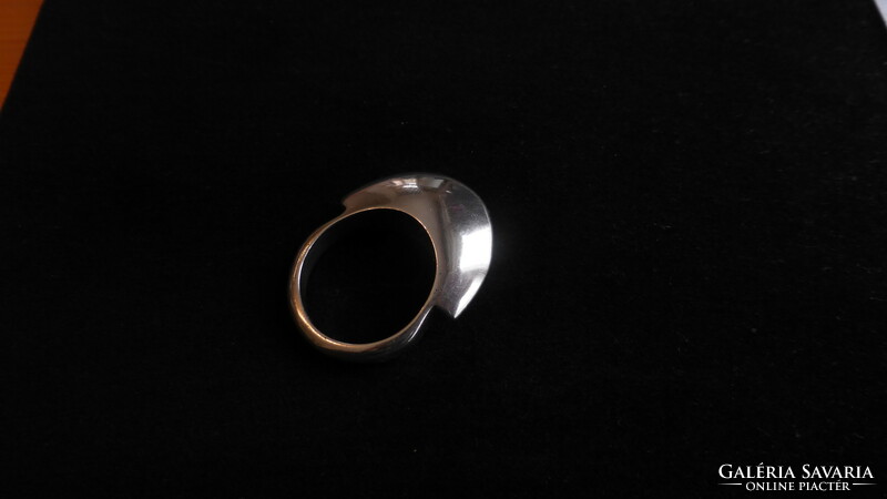 Kupola formájú ezüst gyűrű