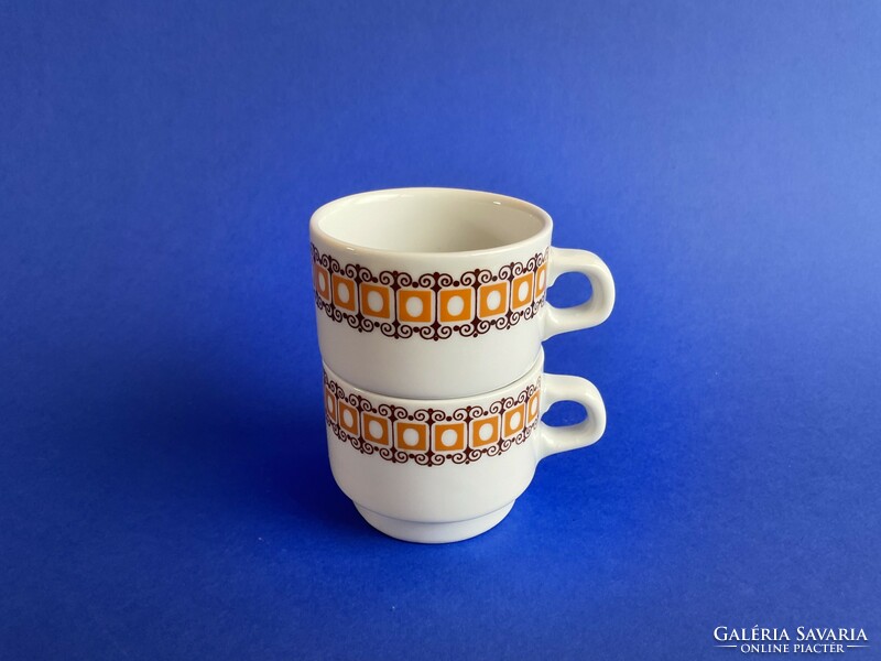Alföldi 2 display terracotta coffee cups uniset