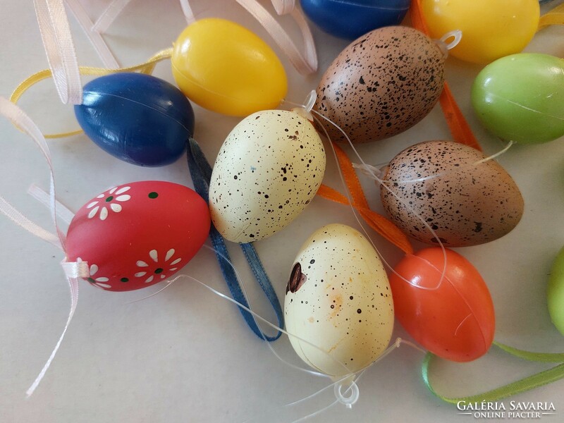 Húsvéti dekoráció akasztható tojás