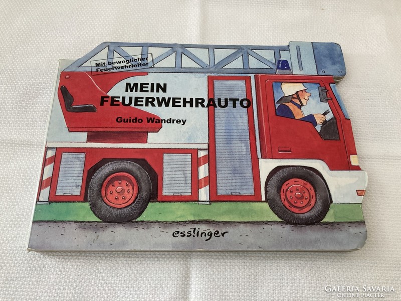 Tűzoltóautós mesekönyv német nyelvű