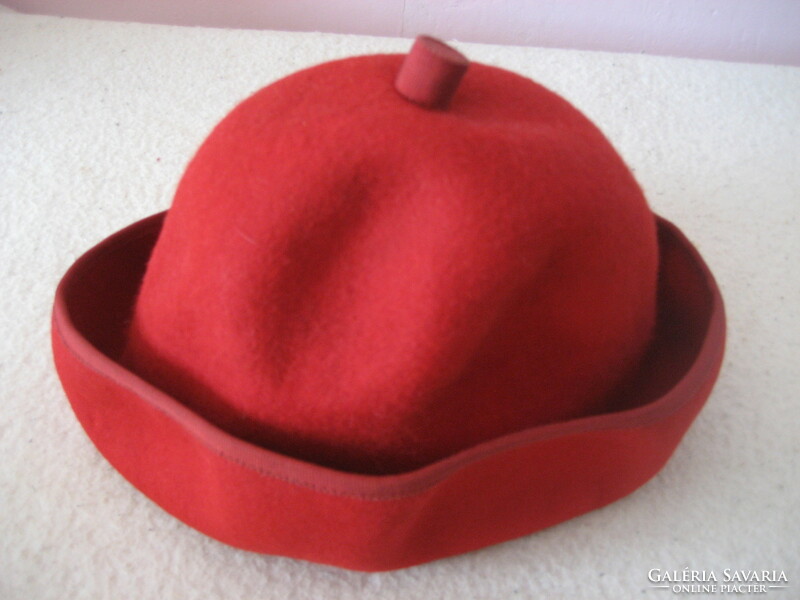 Retro women's hat cap