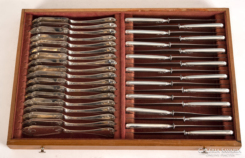 Silver French 18-person cutlery set - with goldsmith mark Charles Forgelot (fm43)