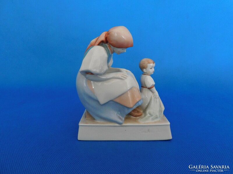 Zsolnay 1938 mother with child rare!!!!