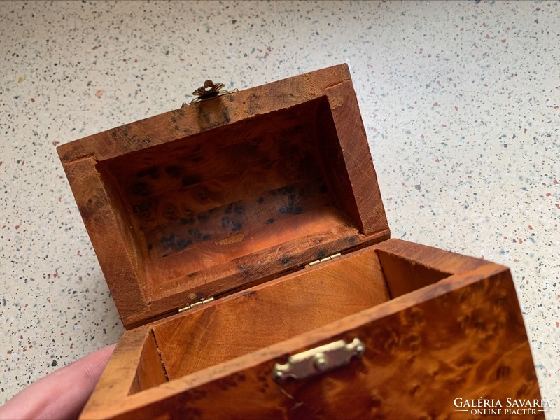 Marokkói thuya gyökér doboz, ékszeres ládikó, kézzel készített finom illatú dobozka