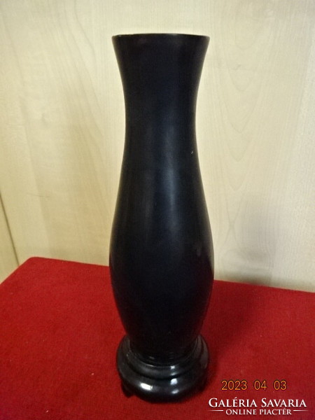 Fekete, keleti váza intarzia mintás, magassága 25 cm. Jókai.