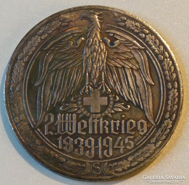 II. WWI Huge Commemorative Medal #8