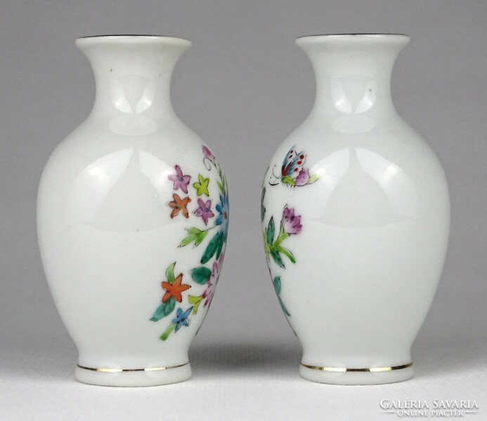 1M546 old small Chinese porcelain vase pair 9.5 Cm